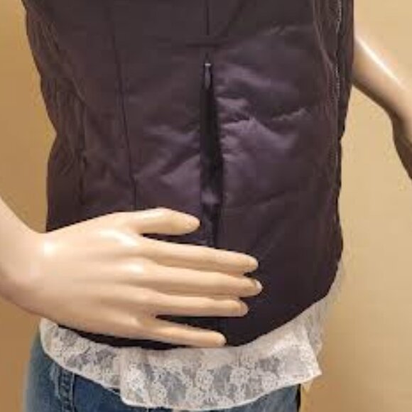 Port Authority Lightweight Rich Plum Women's Vest - Size Small - Picture 5 of 10